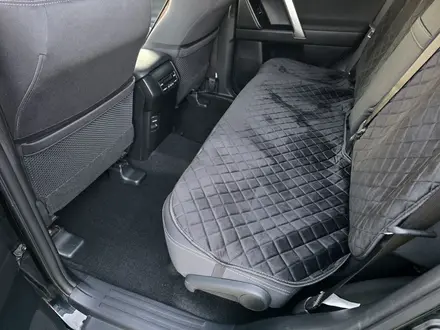 Toyota Land Cruiser Prado 2022 года за 24 500 000 тг. в Актобе – фото 10