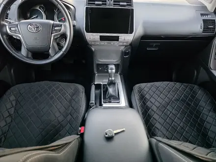 Toyota Land Cruiser Prado 2022 года за 24 500 000 тг. в Актобе – фото 7