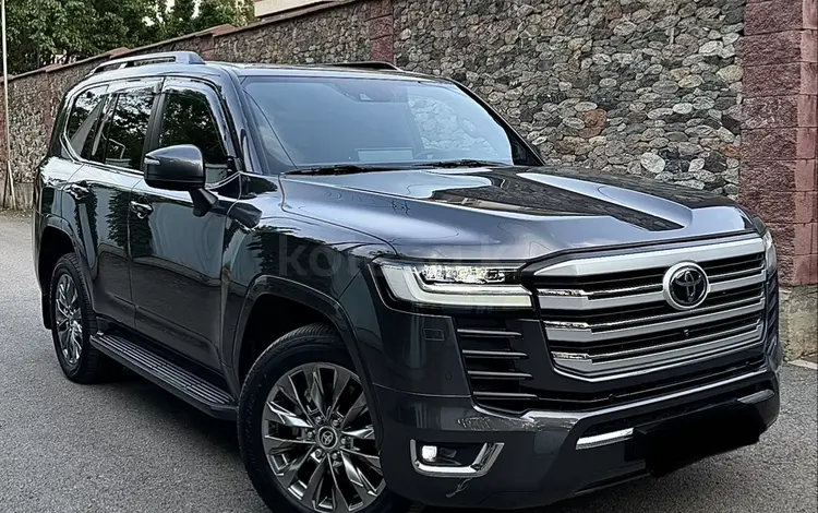 Toyota Land Cruiser 2022 года за 48 500 000 тг. в Алматы