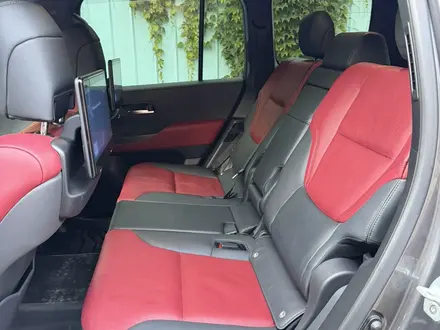 Toyota Land Cruiser 2022 года за 48 500 000 тг. в Алматы – фото 10