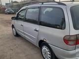 Ford Galaxy 1998 годаүшін1 000 000 тг. в Уральск – фото 2