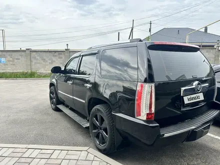 Cadillac Escalade 2008 года за 13 500 000 тг. в Алматы – фото 5