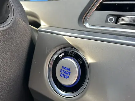 Hyundai Sonata 2017 года за 5 300 000 тг. в Уральск – фото 5
