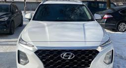 Hyundai Santa Fe 2020 года за 14 800 000 тг. в Алматы