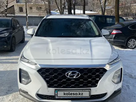 Hyundai Santa Fe 2020 года за 14 500 000 тг. в Алматы