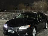 Lexus ES 300h 2013 года за 8 800 000 тг. в Актобе