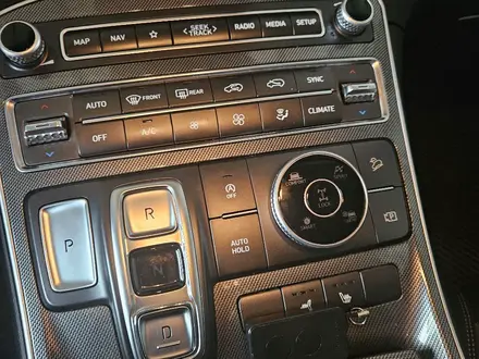 Hyundai Santa Fe 2023 года за 15 000 000 тг. в Астана – фото 10