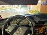 Mercedes-Benz E 220 1995 годаүшін1 200 000 тг. в Астана