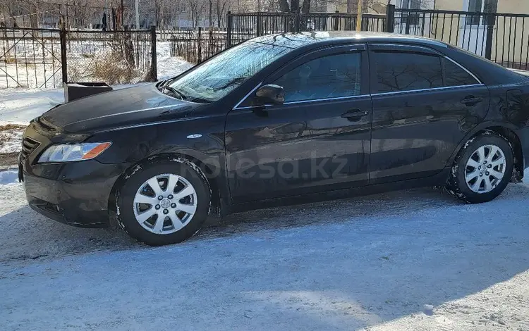 Toyota Camry 2007 годаfor3 600 000 тг. в Атырау