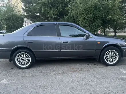 Toyota Camry 1997 года за 3 750 000 тг. в Талдыкорган – фото 7