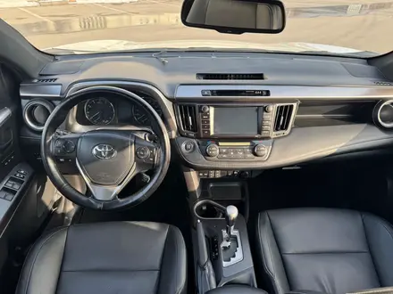 Toyota RAV4 2017 года за 11 950 000 тг. в Алматы – фото 17