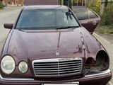 Mercedes-Benz E 230 1996 года за 2 300 000 тг. в Усть-Каменогорск – фото 3