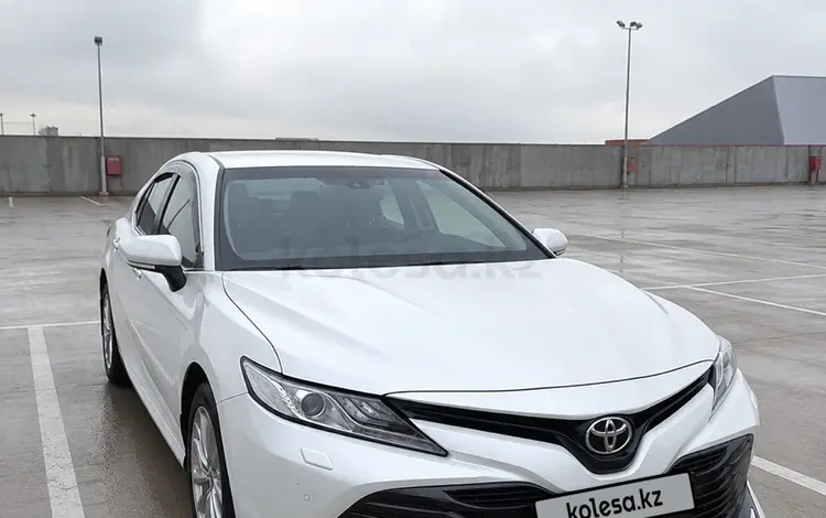 Toyota Camry 2019 года за 14 400 000 тг. в Алматы