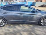 Hyundai Elantra 2019 года за 8 300 000 тг. в Актобе – фото 5