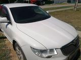 Skoda Superb 2013 годаүшін4 300 000 тг. в Уральск – фото 4