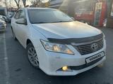 Toyota Camry 2014 годаүшін10 000 000 тг. в Шымкент – фото 2