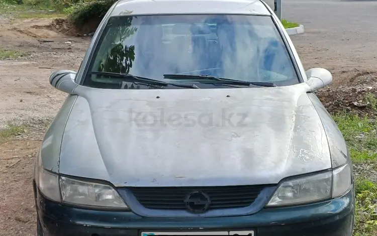 Opel Vectra 1998 годаүшін1 500 000 тг. в Астана