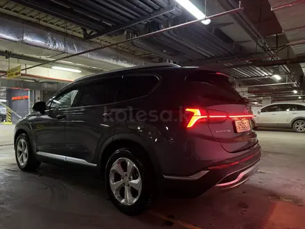 Hyundai Santa Fe 2022 года за 19 100 000 тг. в Астана – фото 10