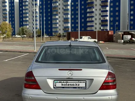 Mercedes-Benz E 240 2002 года за 5 500 000 тг. в Караганда – фото 9