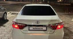 Toyota Camry 2015 года за 8 600 000 тг. в Актау – фото 2