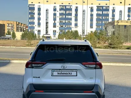 Toyota RAV4 2020 года за 14 900 000 тг. в Актобе – фото 8