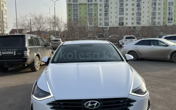 Hyundai Sonata 2023 года за 13 600 000 тг. в Астана