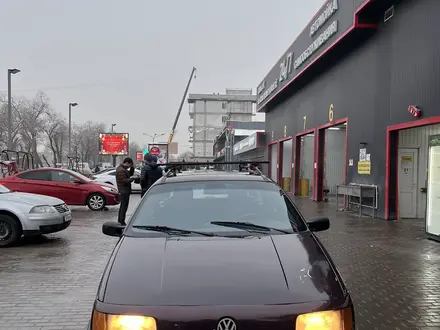 Volkswagen Passat 1993 года за 1 200 000 тг. в Алматы – фото 2