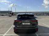 Toyota Highlander 2022 года за 25 200 000 тг. в Шымкент – фото 4