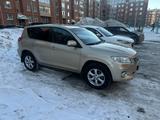 Toyota RAV4 2010 года за 7 490 000 тг. в Костанай – фото 3