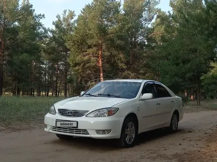 Toyota Camry 2004 года за 4 500 000 тг. в Актобе – фото 6