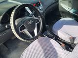 Hyundai Accent 2013 года за 4 000 000 тг. в Жанаозен – фото 3