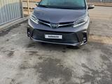Toyota Sienna 2019 года за 14 000 000 тг. в Атырау