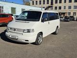 Volkswagen Multivan 1999 годаүшін5 800 000 тг. в Караганда