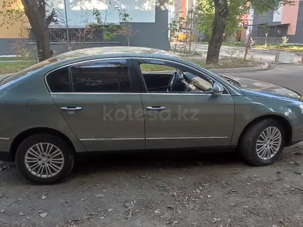 Volkswagen Passat 2007 года за 4 700 000 тг. в Алматы – фото 5