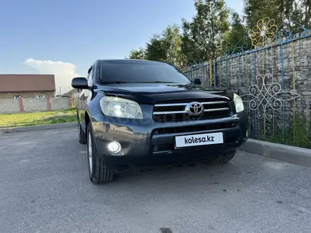 Toyota RAV4 2006 года за 7 000 000 тг. в Алматы – фото 2