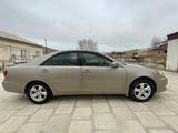 Toyota Camry 2004 года за 5 200 000 тг. в Жанаозен – фото 3