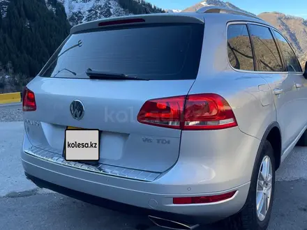 Volkswagen Touareg 2010 года за 11 000 000 тг. в Алматы – фото 3