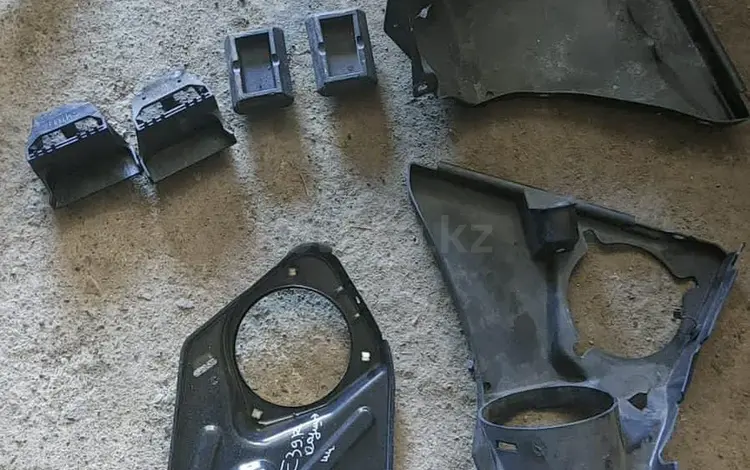 Радиатора крепление порожек осущителя крепления е39 за 10 000 тг. в Алматы