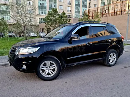 Hyundai Santa Fe 2011 года за 6 000 000 тг. в Астана