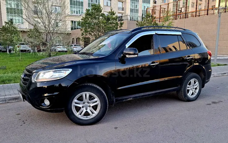 Hyundai Santa Fe 2011 года за 6 000 000 тг. в Астана