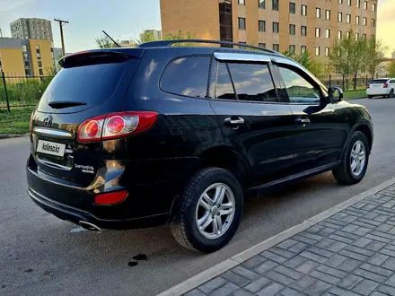 Hyundai Santa Fe 2011 года за 6 000 000 тг. в Астана – фото 3