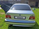 BMW 528 1997 года за 2 700 000 тг. в Алматы – фото 3