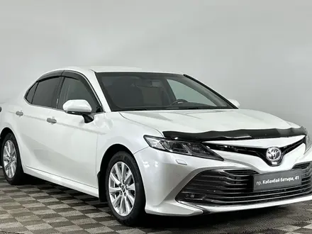 Toyota Camry 2021 года за 15 990 000 тг. в Астана – фото 3