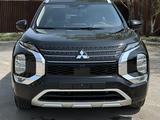 Mitsubishi Outlander 2022 года за 17 600 000 тг. в Караганда – фото 2