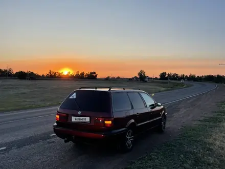 Volkswagen Passat 1996 года за 1 950 000 тг. в Уральск – фото 8