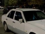 Mercedes-Benz E 200 1992 годаfor1 100 000 тг. в Бурыл – фото 3