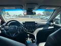 Toyota Camry 2021 года за 8 850 600 тг. в Алматы – фото 13