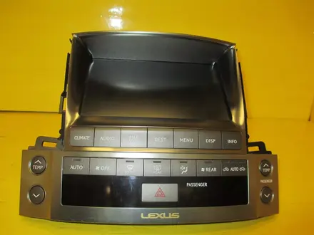 Оригинальный дисплей для Lexus LX570 за 200 000 тг. в Алматы