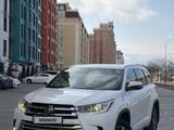 Toyota Highlander 2017 годаүшін18 500 000 тг. в Актау