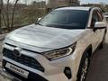 Toyota RAV4 2020 годаfor18 500 000 тг. в Караганда